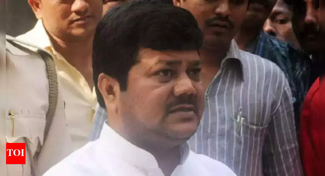 Bank fraud case: BJP leader Pravin Darekar summoned second time for ...