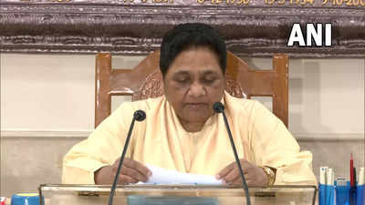 Mayawati hits back at Rahul Gandhi; asks him to worry about his own party