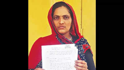 Agra: Land Mafia Harvested My Wheat Crop: Soldier’s Widow | Agra News ...