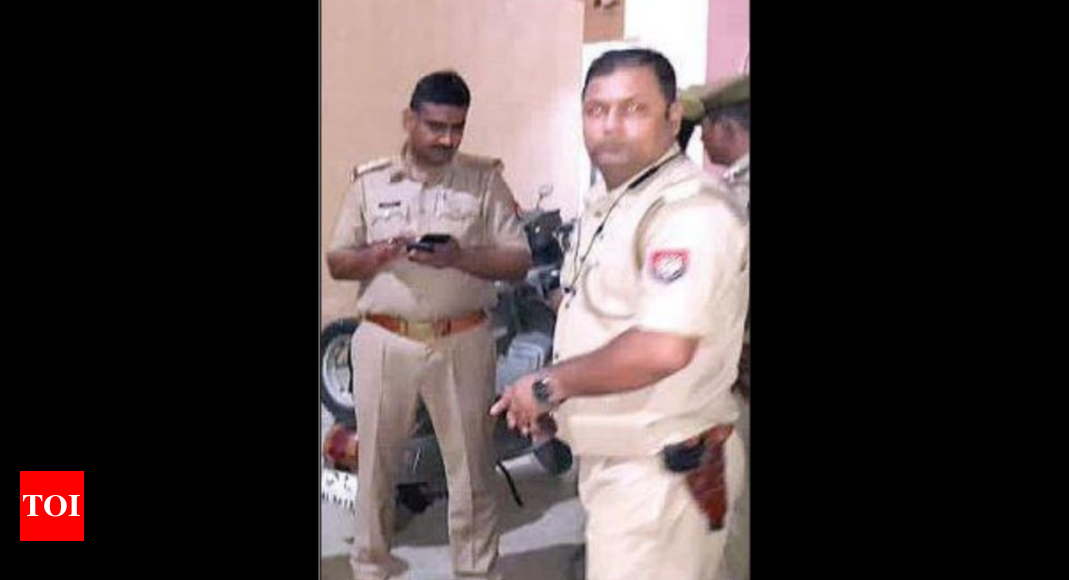 Cdri Officer Dies Mysteriously In City, Husband Flees | Lucknow News ...