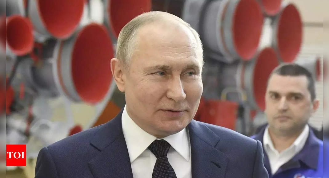 putin: Setelah seminggu hening, Putin pergi ke Barat, bersumpah menang di Ukraina