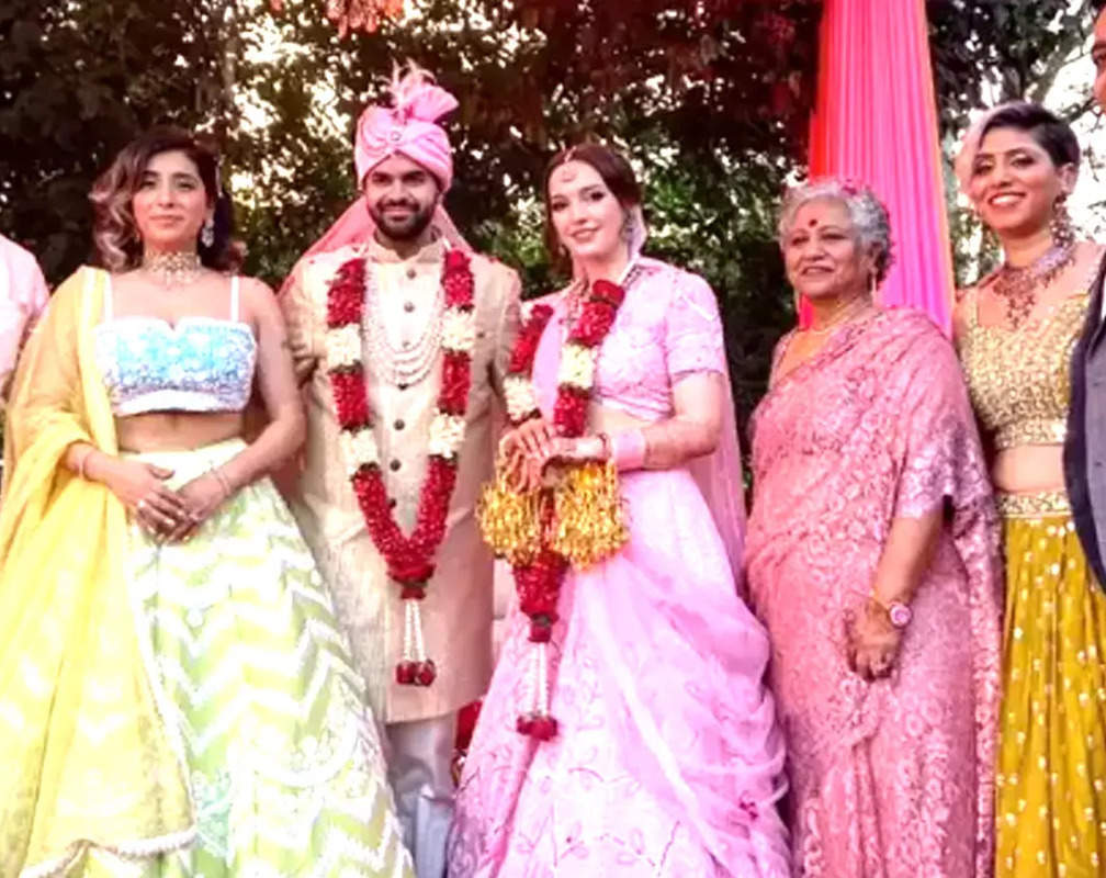 
Singer Neha Bhasin's brother gets married to his Ukrainian girlfriend who fled the country during war

