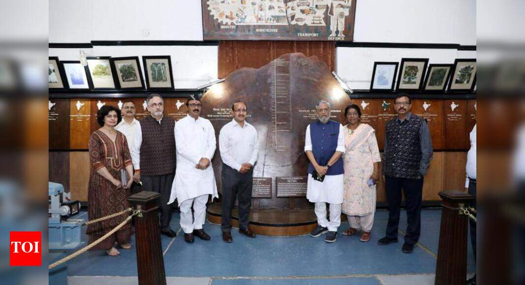 Parl standing committee visits FRI in Doon, holds meet with 6 ...