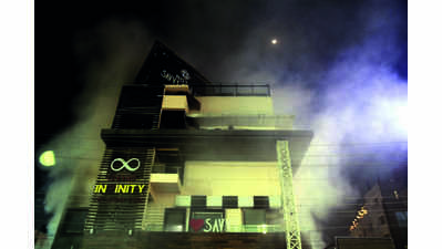 Blaze in Gomtinagar hotel, 48 rescued