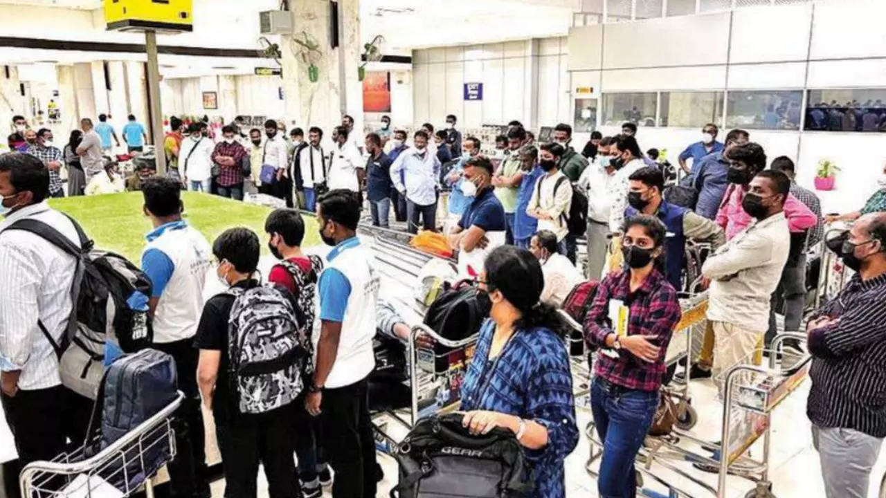 City Airport Struggles To Handle Passenger Influx | Chennai News - Times of  India