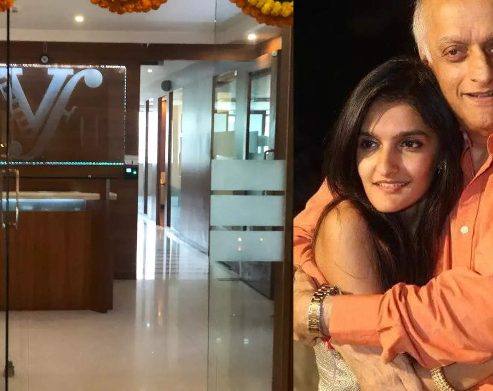 
Amidst Alia Bhatt-Ranbir Kapoor’s wedding, Mukesh Bhatt’s daughter Sakshi quits Vishesh Films
