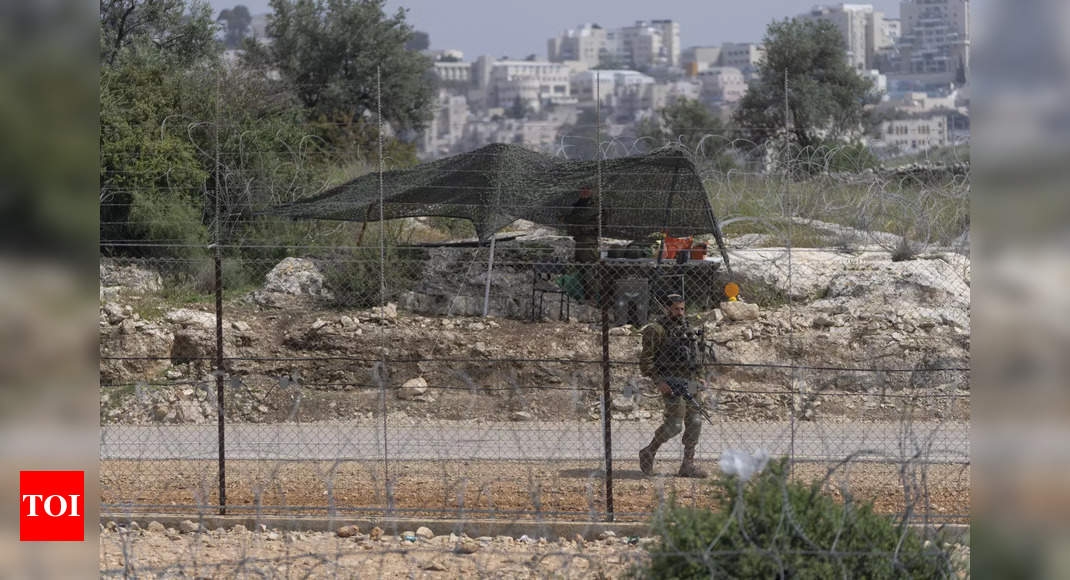 Two Palestinians killed in Israeli raid on West Bank: Ministry – Times of India