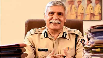 Mumbai top cop asks ALMs to report social issues in their areas; tells builders Sundays still noisy