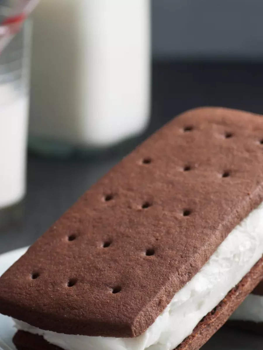 How to make Ice Cream Sandwich at home | Times of India