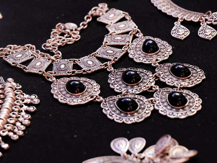 5 ways to wear silver oxidized jewellery