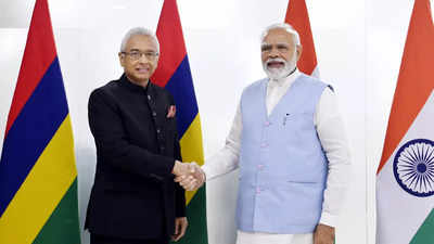 Mauritius: PM Modi discusses development partnership, defence ...