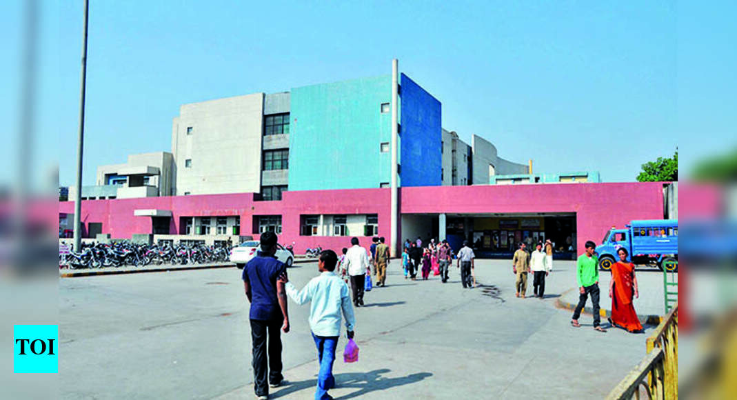 Smimer: Aap Alleges Irregularities In Smimer Medical Store | Surat News ...