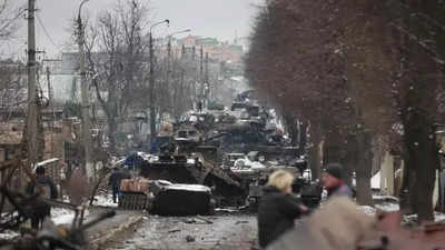 Ukraine offers to hold Mariupol talks with Russia to evacuate garrison, civilians