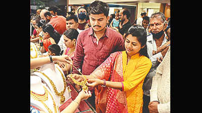 Weddings take jewellery sales in Nashik to pre-Covid level