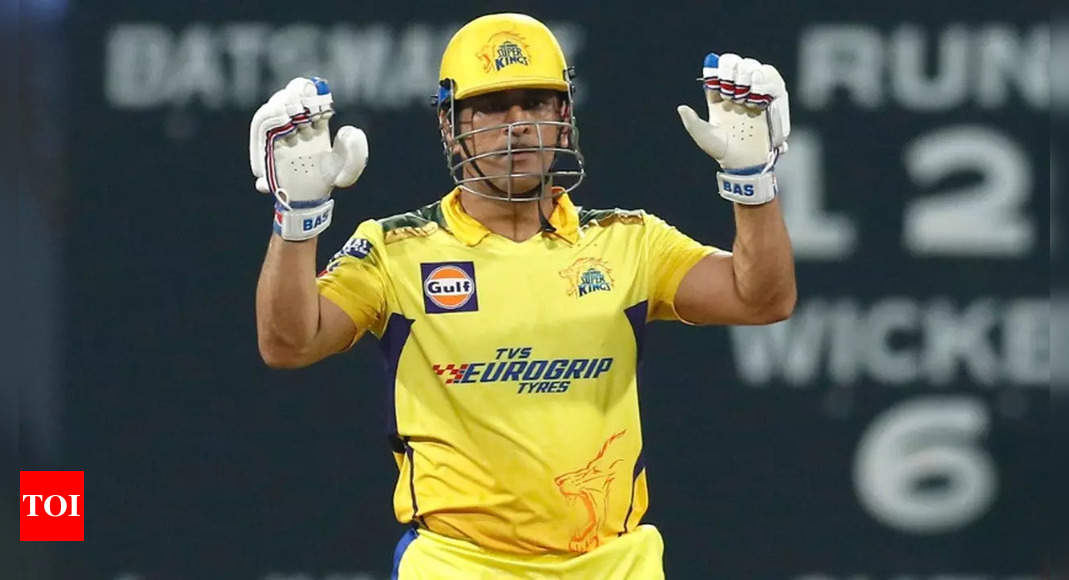IPL 2022: Wishes pour in as MS Dhoni finishes things off in style against MI | Cricket News – Times of India