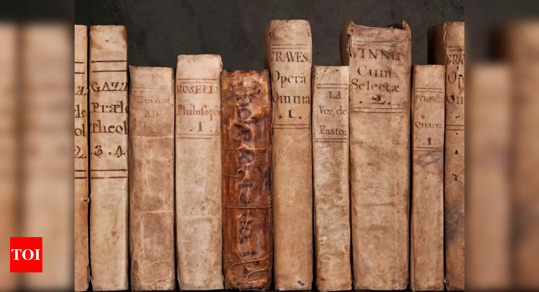 World Book Day 2022: From ancient scrolls to digital publishing, a brief  history of books & reading - Times of India