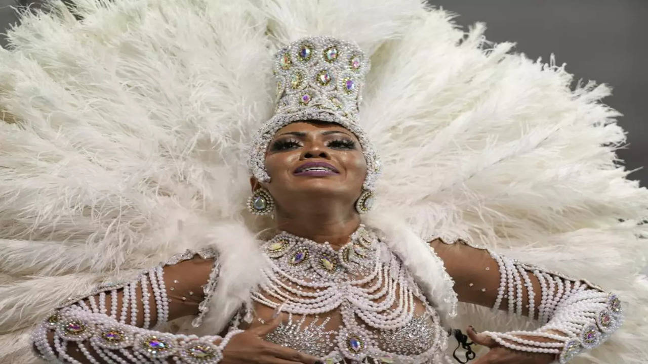 Rio de Janeiro's Carnival parade is back after the pandemic - Times of India