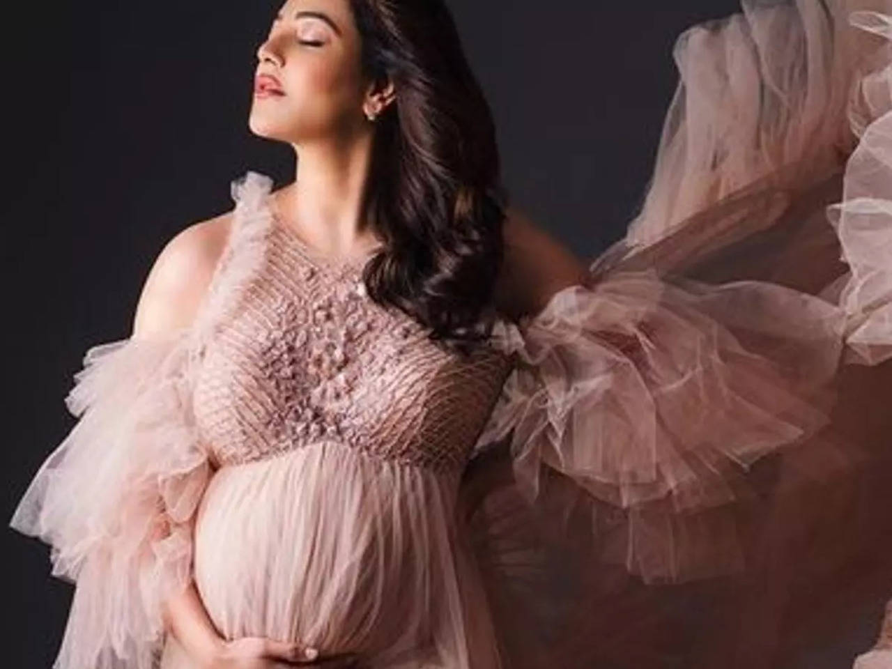 Five times Kajal Aggarwal Kitchlu slayed in maternity videos