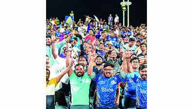 IPL playoffs in Kolkata, Motera with 100% fans