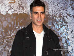 Fans call out Akshay for going back on his word