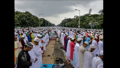 Eid Namaz To Be Held On Red Road After 2-year Covid Gap | Kolkata News ...