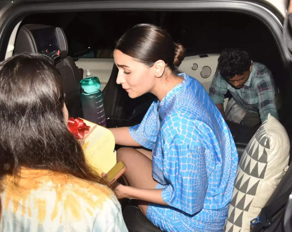 
Watch video: Alia Bhatt can't stop smiling as she gets a surprise post-wedding cake from her ardent fan
