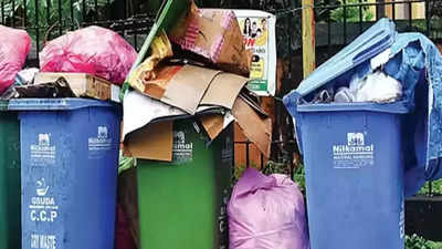 Delhi: Amid uptick in cases, corporations resume waste collection from Covid homes