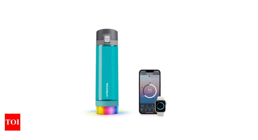 apple: Apple now sells smart water bottles on its web page