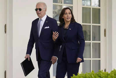 US Vice President Harris positive for Covid-19, Biden not 'close contact'