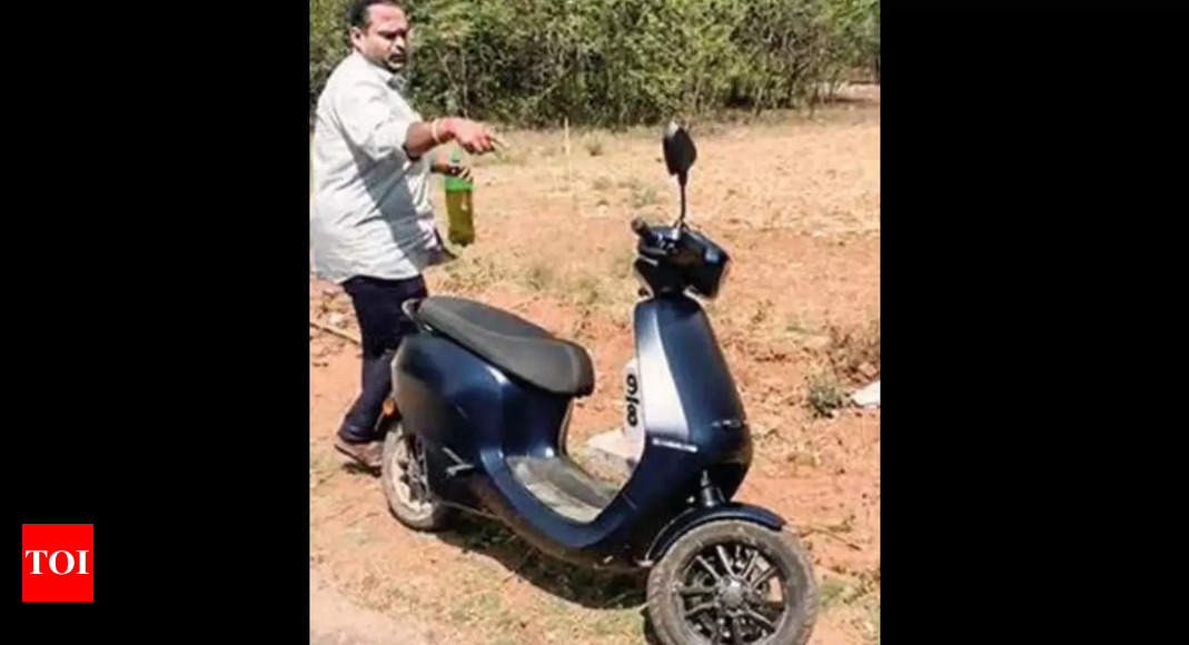 Irked over poor service, TN man sets EV bike on fire