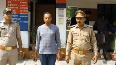 Lucknow: Man held for girl’s molestation in lift
