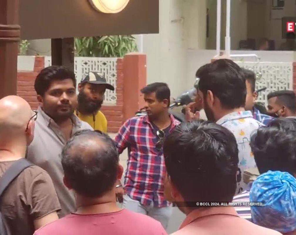 
Siddharth Chandekar and Hemant Dhome spotted shooting in Pune

