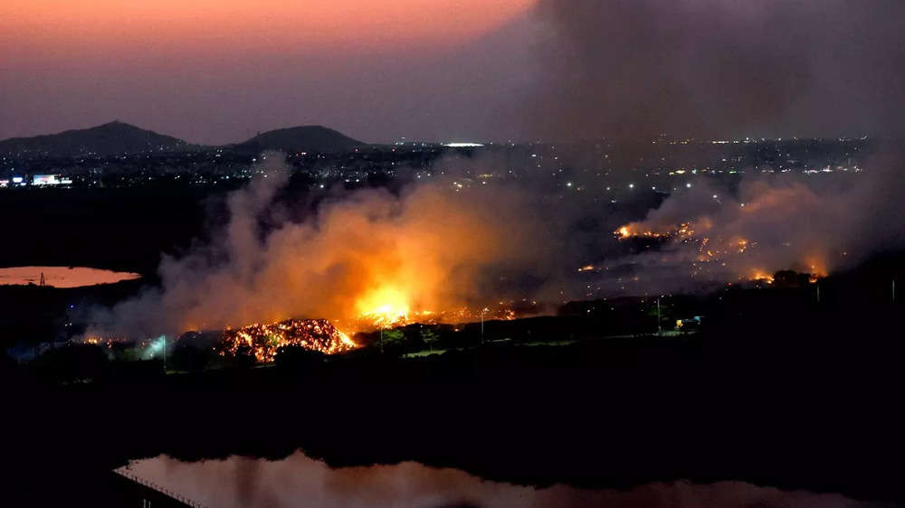 Perungudi landfill fire