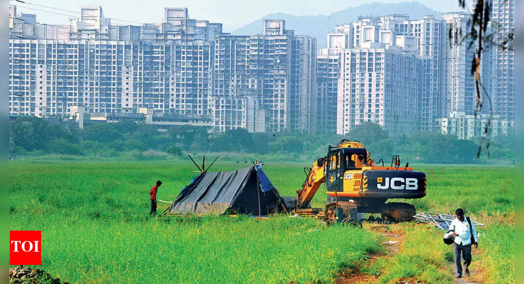 As Centre & Maharashtra bicker, private entity lays claim to Mumbai land