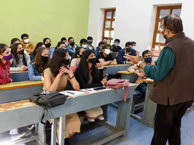 CCC Plus, Hindi, Gujarati tests for promotions removed for existing college teachers