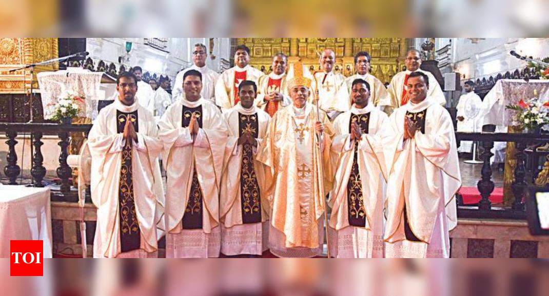 Goa archdiocese receives 5 priests | Goa News - Times of India