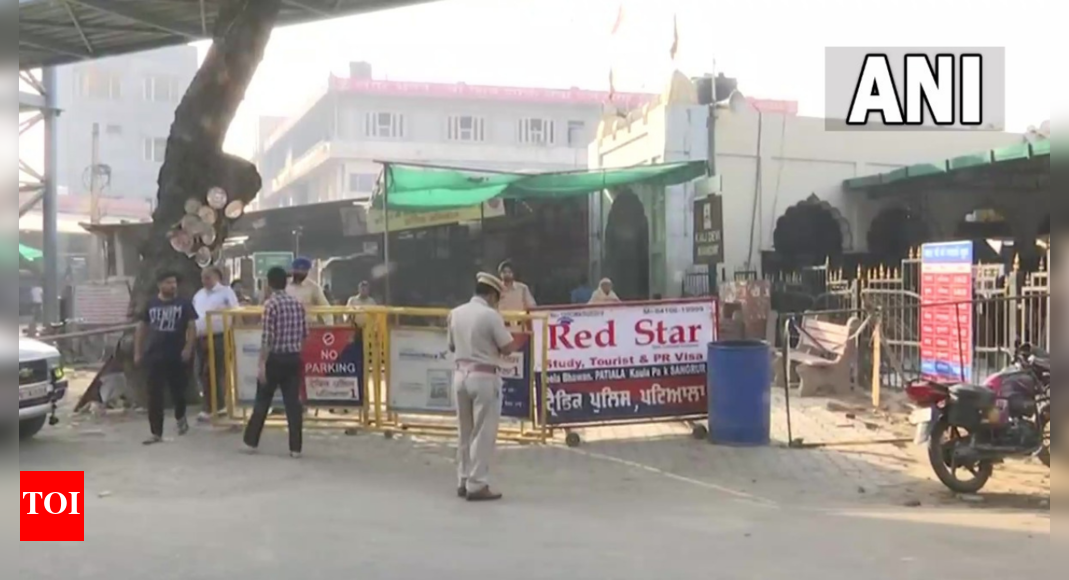 Patiala clashes: Top cops transferred, internet services suspended