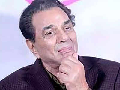 Exclusive! Dharmendra hospitalised, the veteran actor was in the ICU but is recovering now