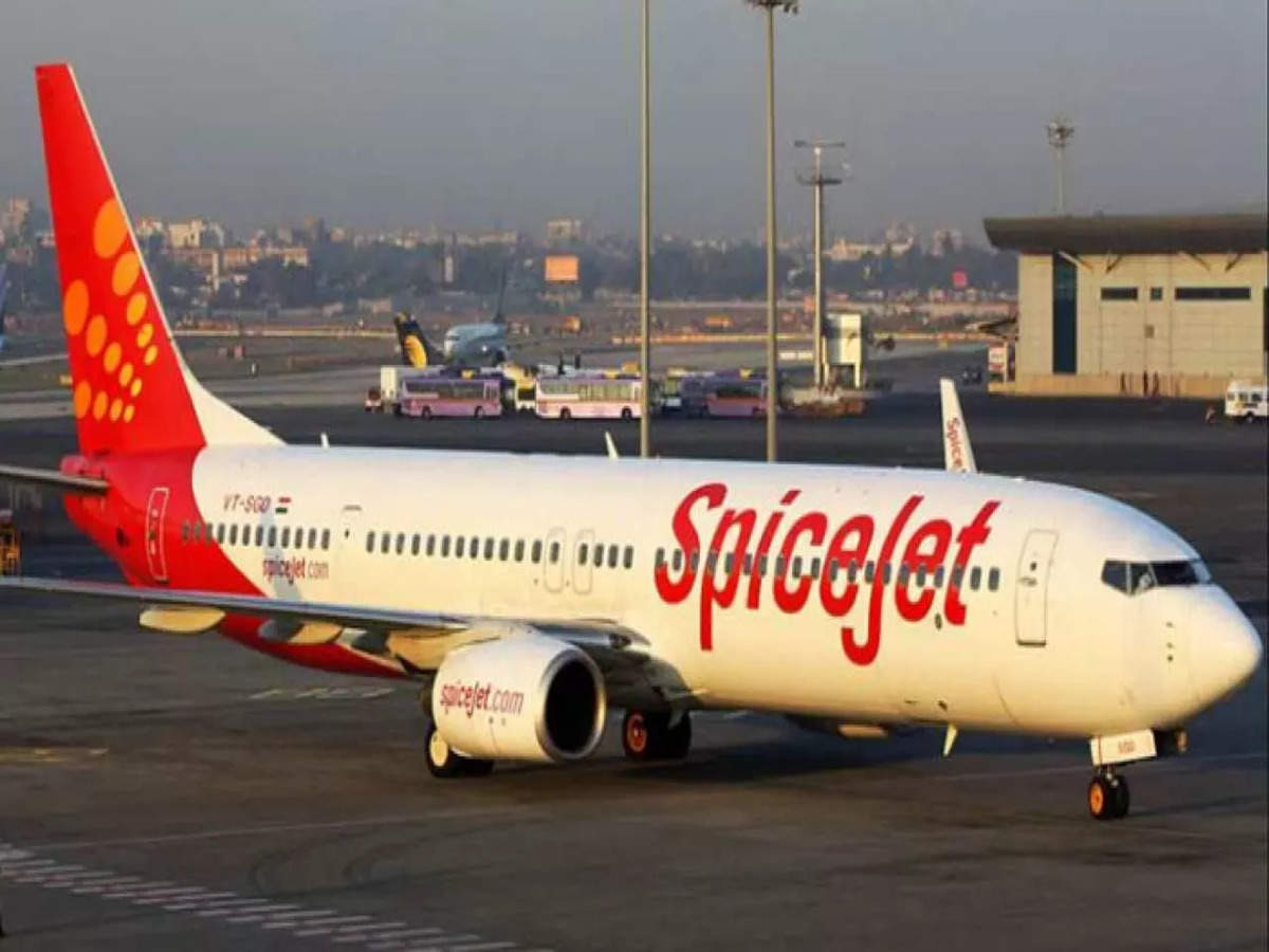 SpiceJet: 12 flyers 'severely injured' as SpiceJet flight encounters serious turbulence while landing in Durgapur | India News - Times of India