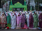 Muslims celebrate Eid al-Fitr with fervour; see pics