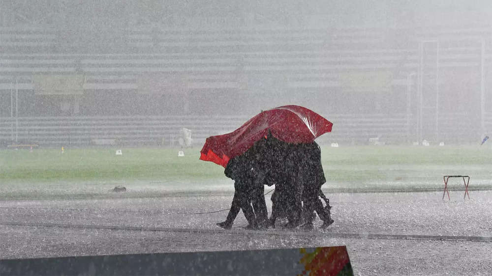 Photos: Rain plays spoilsport during Khelo India in Bengaluru