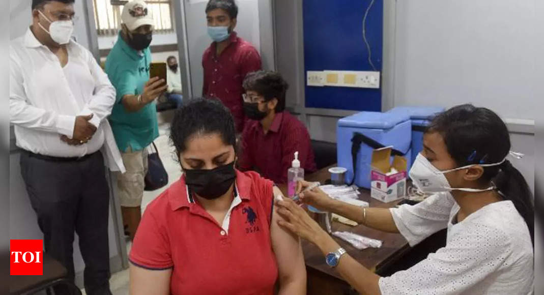 Delhi Covid Cases 1,076 fresh Covid cases in Delhi; positivity rate rises to 6.42 pc Delhi