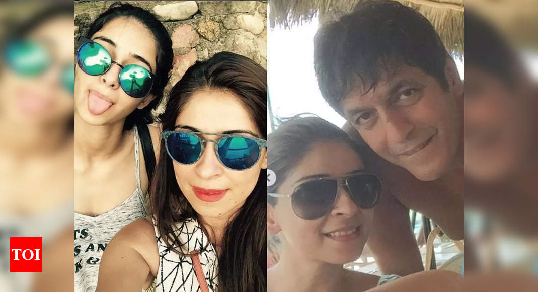 Bhavana Pandey shares throwback photos with Ananya Panday and Chunky Pandey from their Mexico vacation – Times of India