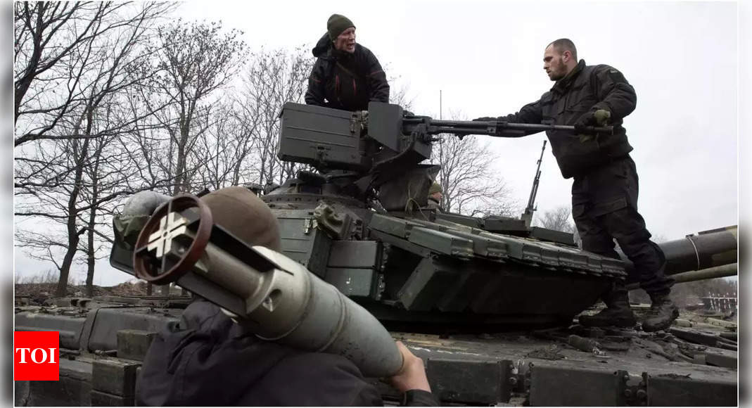 ukraine:  Push to arm Ukraine putting strain on US weapons stockpile – Times of India
