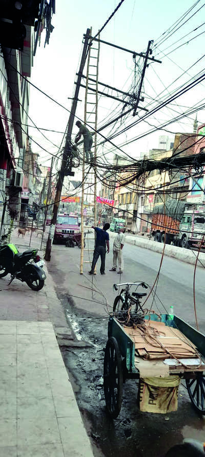 Illegal Optical Fibre On Poles Is Behind Fire Incidents, Says Lesa ...