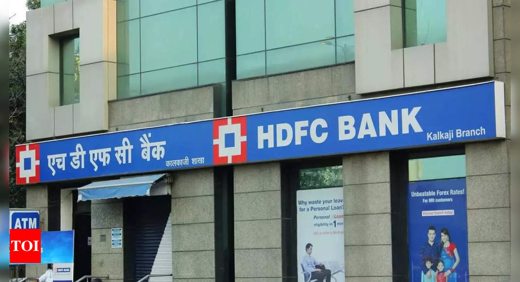 hdfc:  HDFC net profit rises 16% to Rs 3,700 crore, to raise Rs 1.25 lakh crore – Times of India