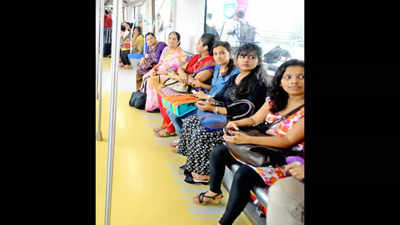 Mumbai: Women spend 21% more on transport for safety, says survey