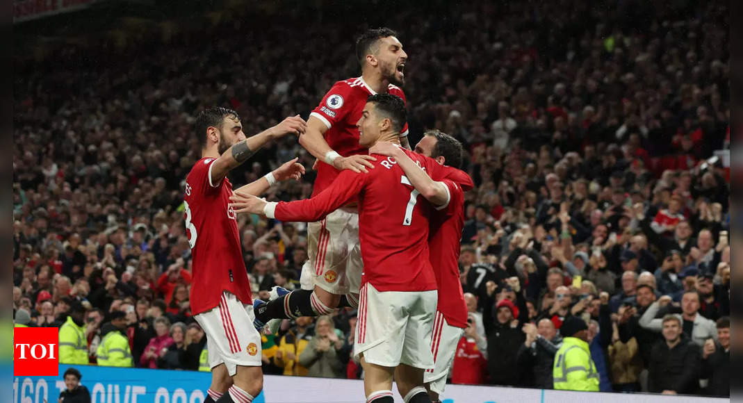 Manchester United back to winning ways with 3-0 victory over Brentford | Football News – Times of India