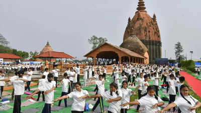 Assam holds mega event to mark Yoga Day countdown