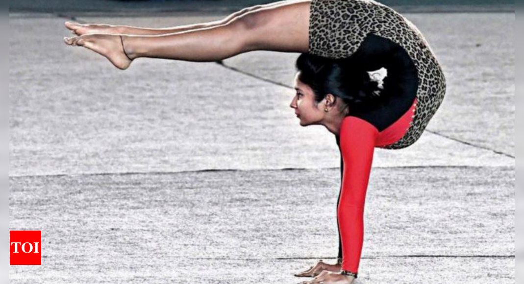 Khelo India: Teen Wows Crowd With Yoga Poses At Khelo India